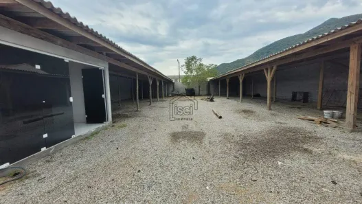 para alugar, 600m² no Praia de Fora, Palhoça