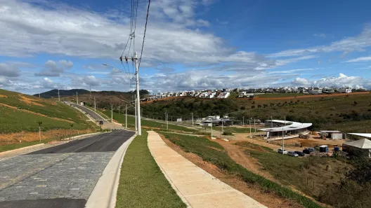 Ponto Comercial à venda, 267m² no São Pedro, Juiz de Fora