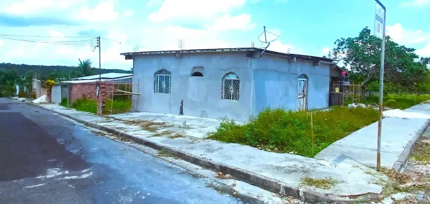 Casa de Condomínio com 3 Quartos à venda, 457m² no Tarumã-Açu, Manaus