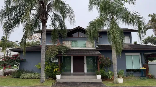 Casa com 4 Quartos à venda, 237m² no Jurerê, Florianópolis