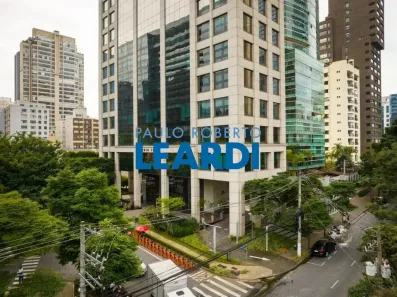 Sala Comercial para alugar, 225m² no Itaim Bibi, São Paulo