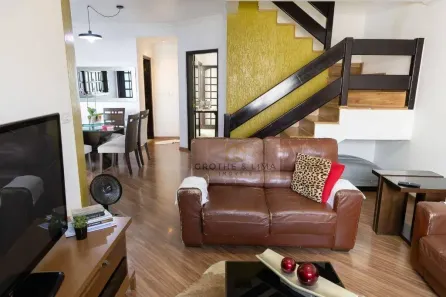 Sobrado com 3 Quartos à venda, 96m² no Vila Formosa, Jacareí