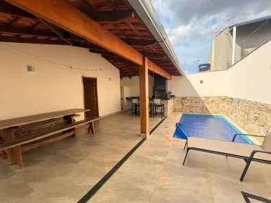 Casa com 2 Quartos à venda, 200m² no Boa Vista, Anápolis