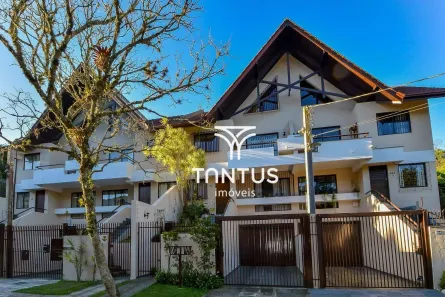 Casa de Condomínio com 3 Quartos à venda, 205m² no Pilarzinho, Curitiba