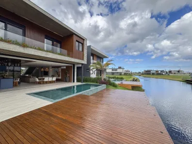 Casa de Condomínio com 5 Quartos à venda, 360m² no XANGRI-LÁ, Xangri-lá