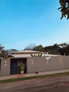 Casa de Condomínio com 3 Quartos para alugar, 284m² no Fronteira, Fronteira