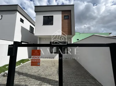 Sobrado com 3 Quartos à venda, 81m² no Praia do Ervino, São Francisco do Sul