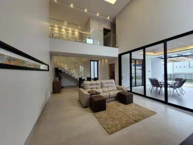 Casa de Condomínio com 4 Quartos para alugar, 242m² no Shopping Park, Uberlândia