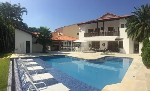 Sobrado com 5 Quartos à venda, 365m² no Centro, Bertioga