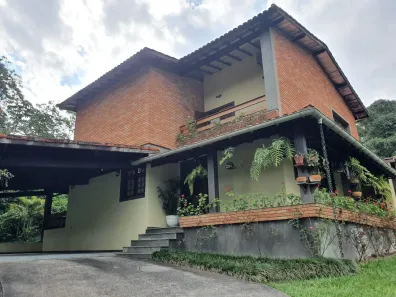 Casa de Condomínio com 4 Quartos à venda, 409m² no Jardim dos Ipês, Embu das Artes