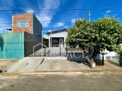 Casa com 2 Quartos para alugar, 100m² no Jardim Continental, Marília