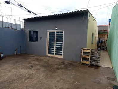 Casa com 2 Quartos à venda, 150m² no Santa Maria, Brasília