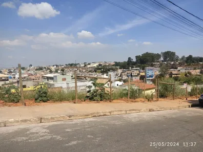 Lote/Terreno à venda, 2000m² no Cândida Ferreira, Contagem