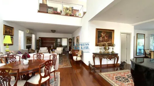 Casa de Condomínio com 4 Quartos à venda, 550m² no Jardim Petrópolis, São Paulo