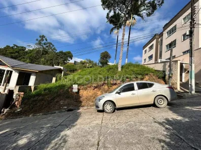 Lote/Terreno à venda, 420m² no Primeiro de Maio, Brusque