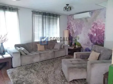 Sobrado com 3 Quartos à venda, 158m² no Nova Petrópolis, São Bernardo do Campo