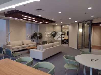 Sala Comercial para alugar, 200m² no Cidade Jardim, São Paulo