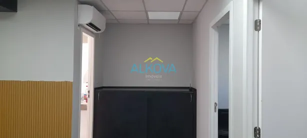 Sala Comercial à venda, 34m² no Parque Residencial Aquarius, São José dos Campos