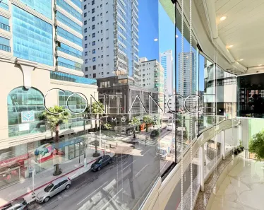 Apartamento com 4 Quartos à venda, 235m² no Meia Praia, Itapema