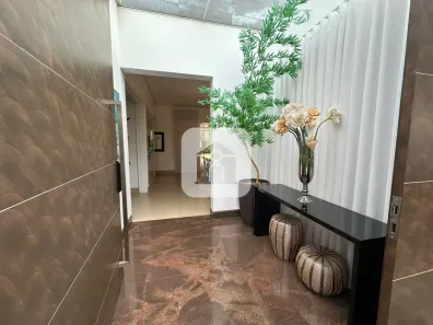 Casa de Condomínio com 3 Quartos para alugar, 525m² no Jardim Karaíba, Uberlândia