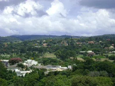 Lote/Terreno à venda, 898m² no Golf Gardens, Carapicuíba