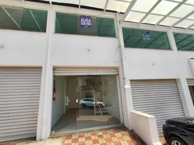 Ponto Comercial para alugar, 32m² no Dom Bosco, Juiz de Fora