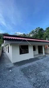Casa com 2 Quartos para alugar, 160m² no Czerniewicz, Jaraguá do Sul