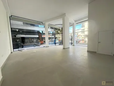Sala Comercial para alugar, 101m² no Nações, Balneário Camboriú