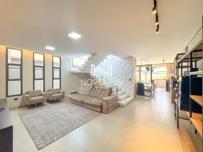 Casa de Condomínio com 3 Quartos à venda, 200m² no Jardim Jacinto, Jacareí