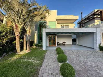 Casa de Condomínio com 4 Quartos à venda, 250m² no Capão da Canoa, Capão da Canoa
