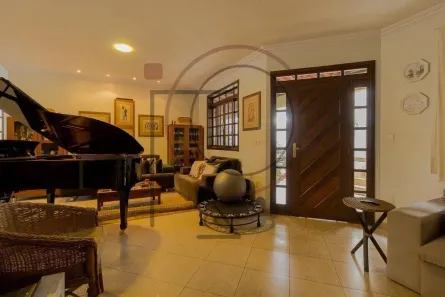 Casa com 4 Quartos à venda, 180m² no Conjunto Água Branca, Contagem