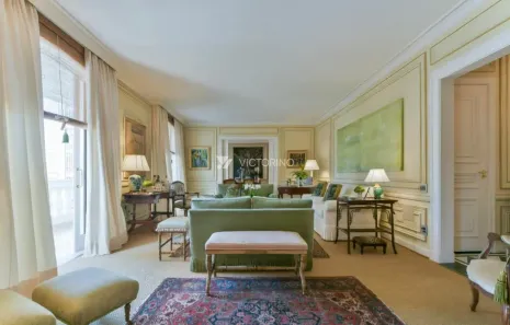 Apartamento com 2 Quartos à venda, 210m² no Cerqueira César, São Paulo
