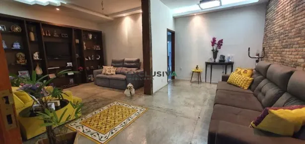 Casa com 3 Quartos à venda, 240m² no São Gonçalo, Contagem