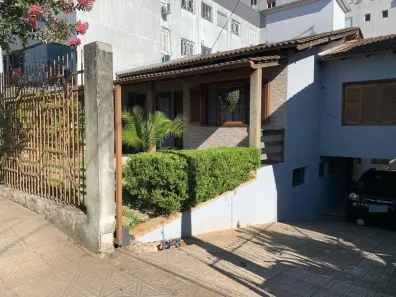 Casa com 3 Quartos para alugar, 350m² no Centro, Gravataí