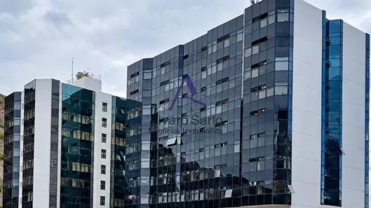 Sala Comercial à venda, 33m² no Santa Lúcia, Vitória
