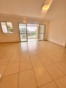 Apartamento com 3 Quartos para alugar, 131m² no Calhau, São Luís