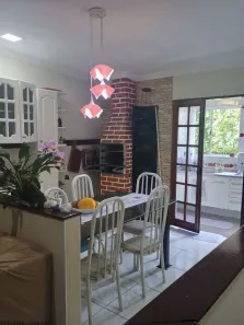 Casa com 4 Quartos à venda, 141m² no Capela, Vinhedo