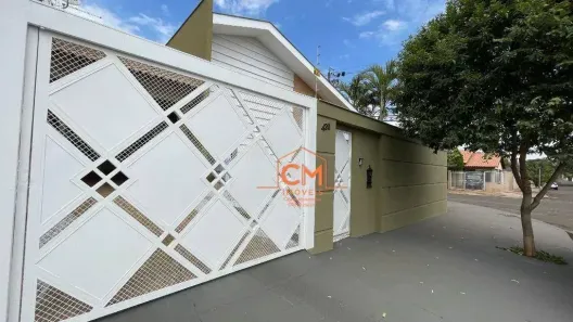 Casa com 3 Quartos à venda, 220m² no São Pedro, Londrina