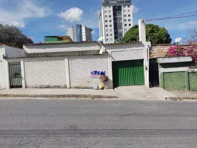 Casa com 3 Quartos à venda, 270m² no Milionários (Barreiro), Belo Horizonte