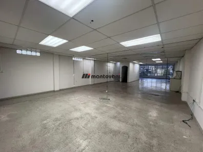 Prédio Comercial à venda, 475m² no Vila Graciosa, São Paulo