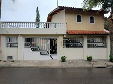 Sobrado com 3 Quartos à venda, 110m² no Jardim Imperial, Atibaia