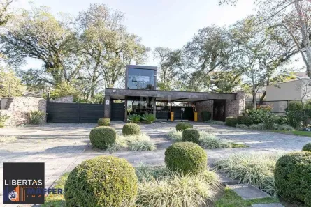 Casa de Condomínio com 4 Quartos à venda, 430m² no Pedra Redonda, Porto Alegre