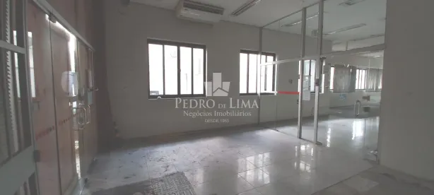Prédio Comercial para alugar, 648m² no Vila Gomes Cardim, São Paulo