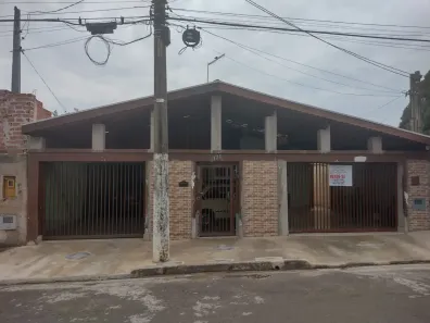 Casa com 3 Quartos à venda, 200m² no Jardim Paulista, Cosmópolis