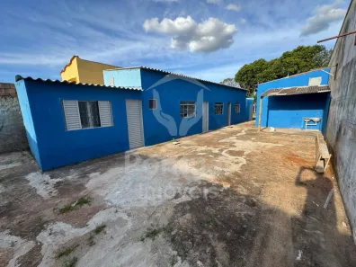 Casa com 4 Quartos para alugar, 150m² no Jardim das Palmeiras, Uberlândia
