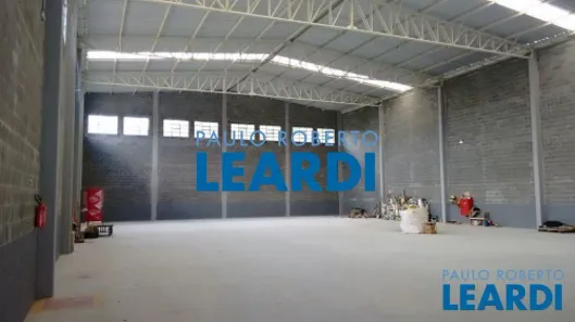 Galpão/Depósito/Armazém para alugar, 840m² no Parque Maringá, Arujá