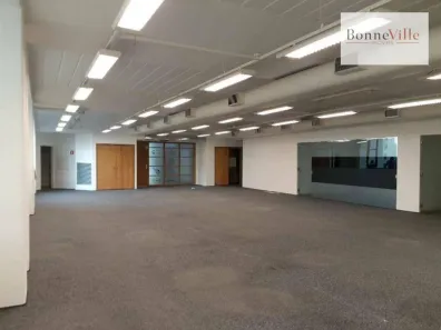 Sala Comercial para venda ou aluguel, 375m² no Cidade Monções, São Paulo