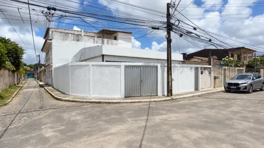 Casa com 2 Quartos para alugar, 180m² no Areias, Recife