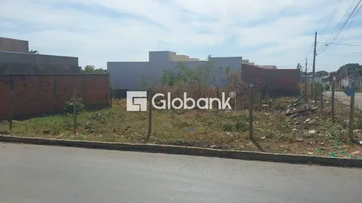 Lote/Terreno à venda, 180m² no Santa Rafaela, Montes Claros