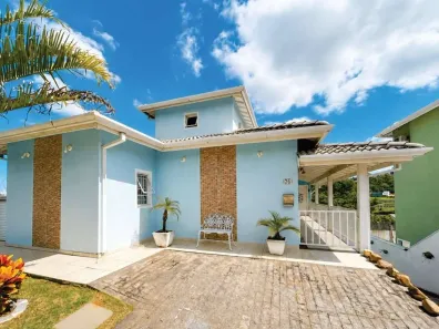 Casa de Condomínio com 3 Quartos à venda, 294m² no Jardim Caiapiá, Cotia
